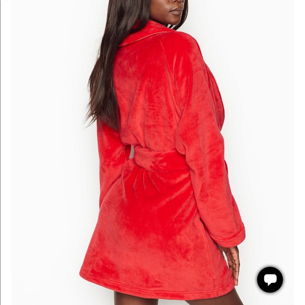 Victoria’s Secret Robe - Picture 1 of 2